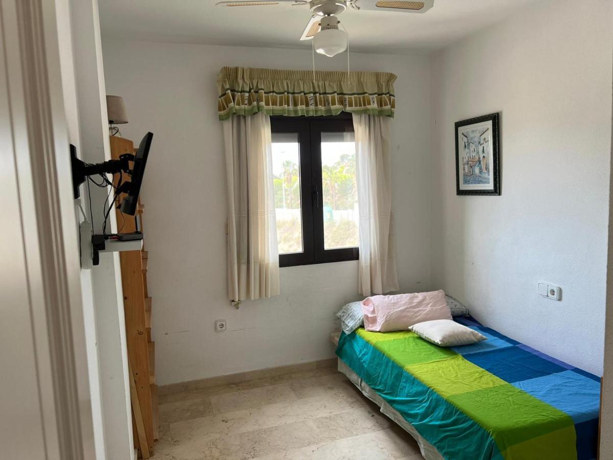 Apartamento En Orihuela Costa Con Piscina Dehesa de Campoamor  Exterior photo